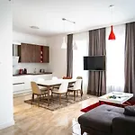 Kapartments * וארנה