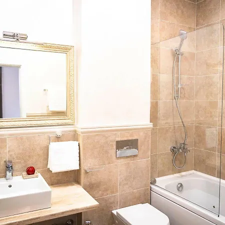 شقة Kapartments فارنا