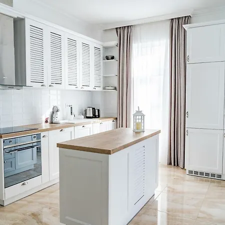 Kapartments فارنا